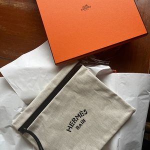 Hermès Bain Pouch - New with Box